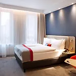 Express - By Ihg
