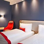 Express - By Ihg Hotel Darmstadt