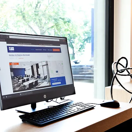 Express - By Ihg מלון 3*