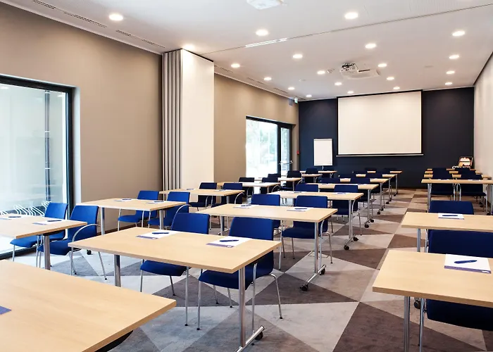 Express - By Ihg Hotel