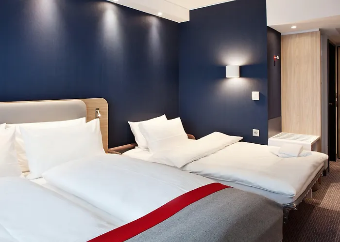 Express - By Ihg Hotel