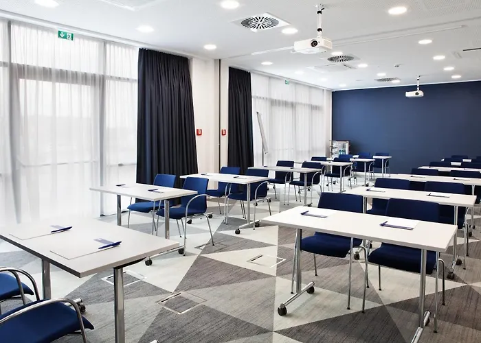 Hotel Express - By Ihg Darmstadt